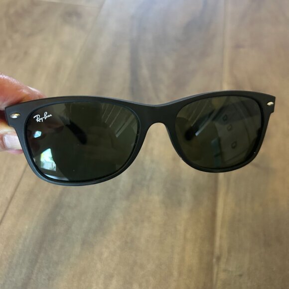 Ray-Ban 2132 New Wayferer 6462/31 55d 18 145 3n - Picture 2 of 9
